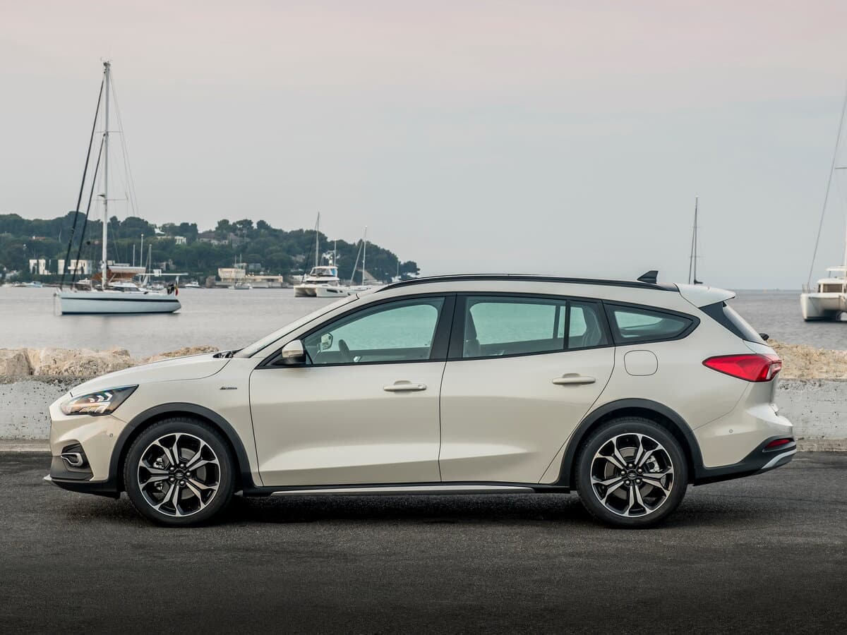 Ford Focus IV — Yandan