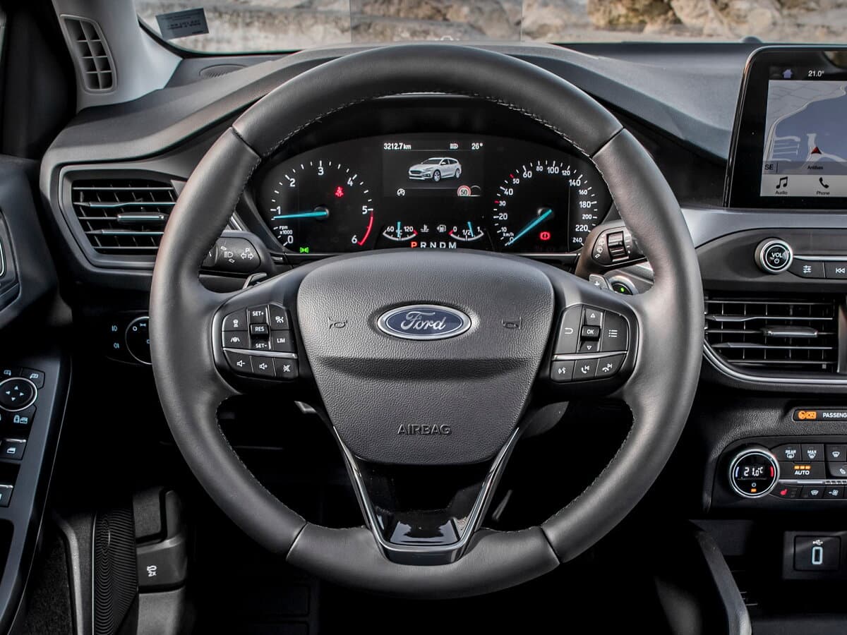 Ford Focus IV — Sükan