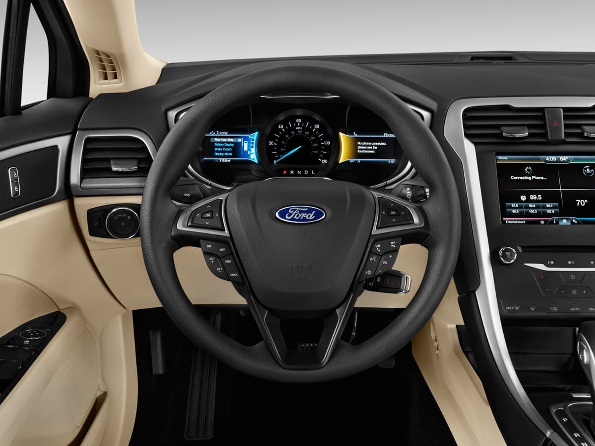 Ford Fusion (North America) II — Sükan