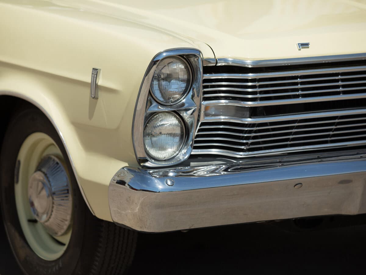 Ford Galaxie III — Fara