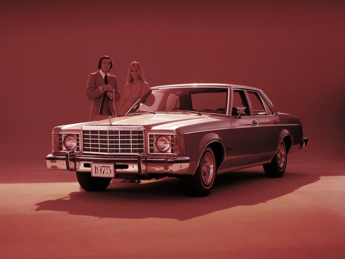 Ford Granada (North America) I — öndən görünüş