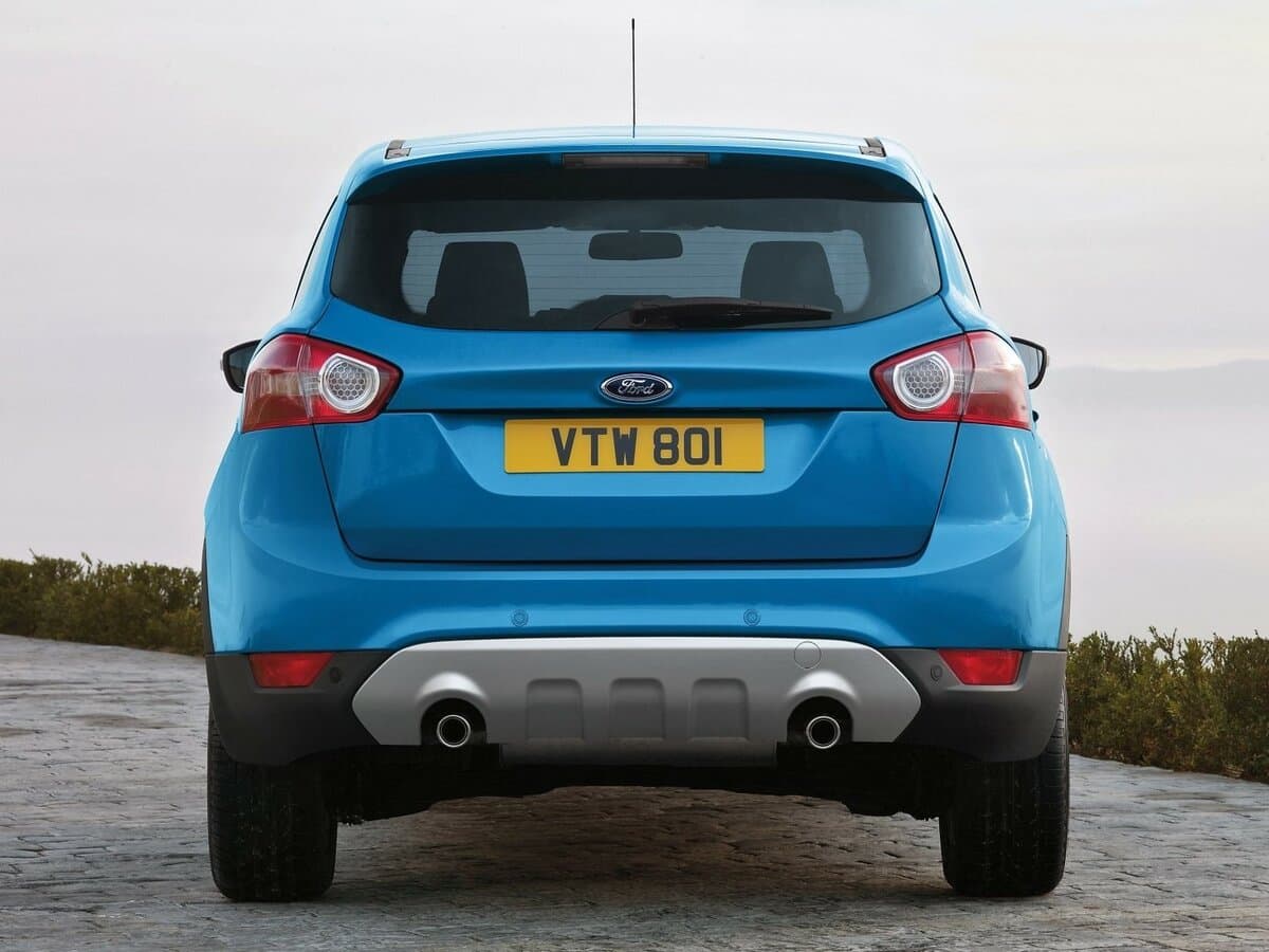 Ford Kuga I — Arxadan