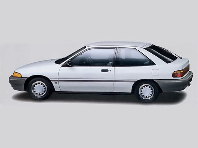 Ford Laser III — Yandan