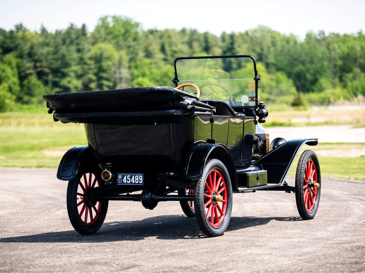 Ford Model T 1908 – 1927 — 3/4 arxadan