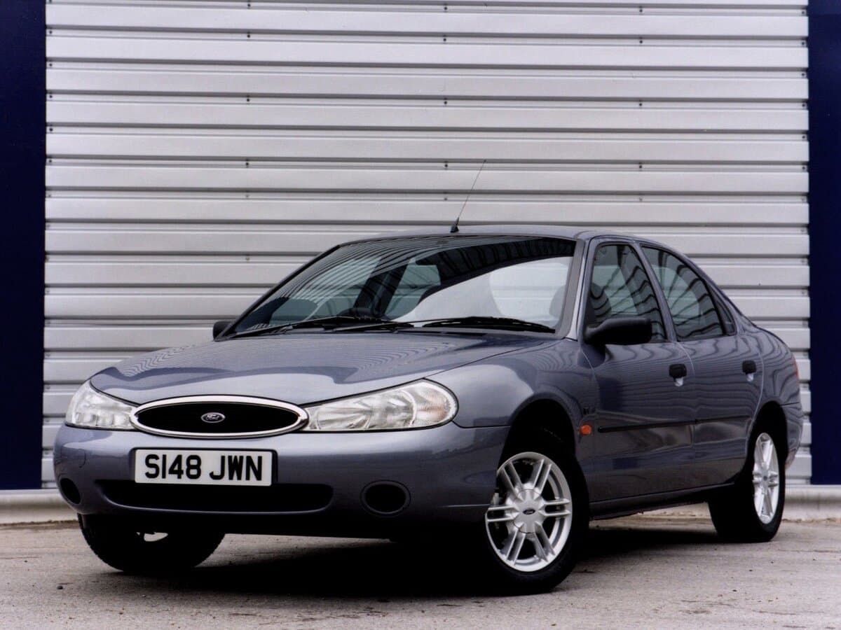 Ford Mondeo II — Əsas şəkil