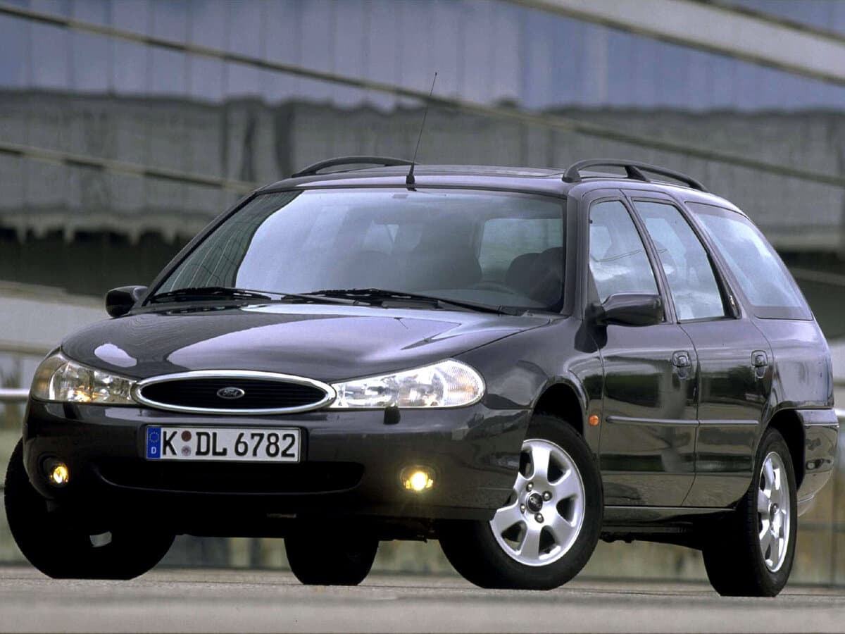 Ford Mondeo II — Öndən