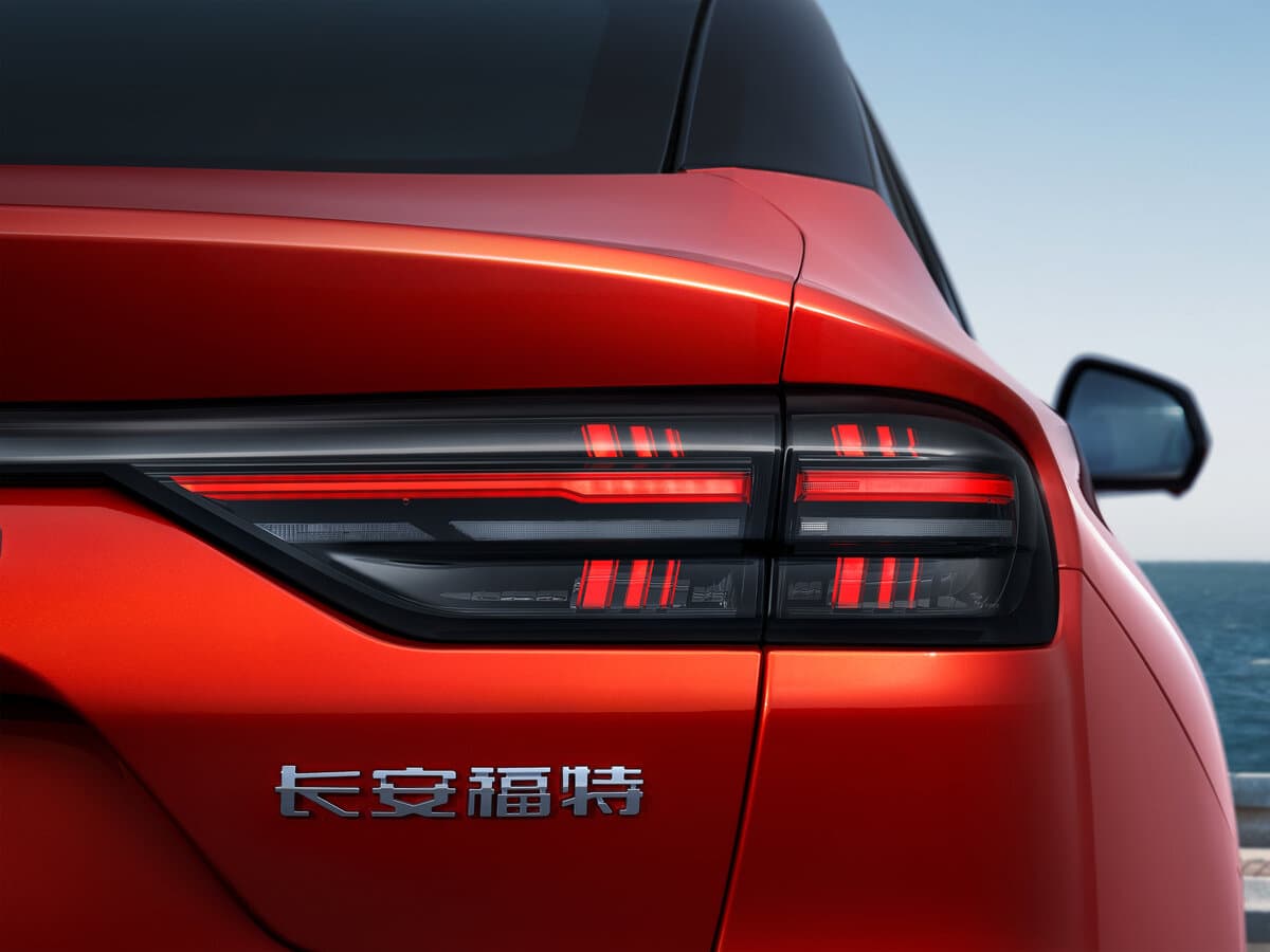 Ford Mondeo VI Restayling — Detal