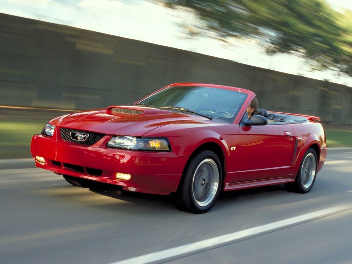 Ford Mustang IV Restayling — Əsas şəkil