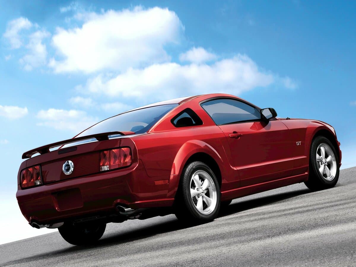 Ford Mustang V — 3/4 arxadan