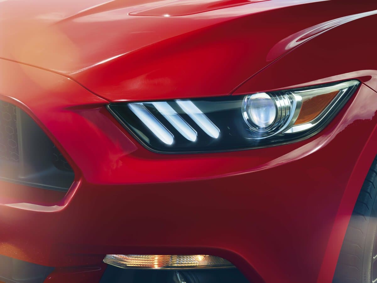 Ford Mustang VI — Fara