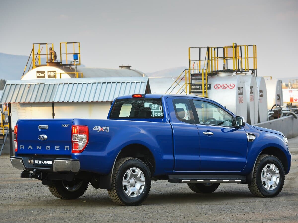 Ford Ranger T6 Restayling — 3/4 arxadan