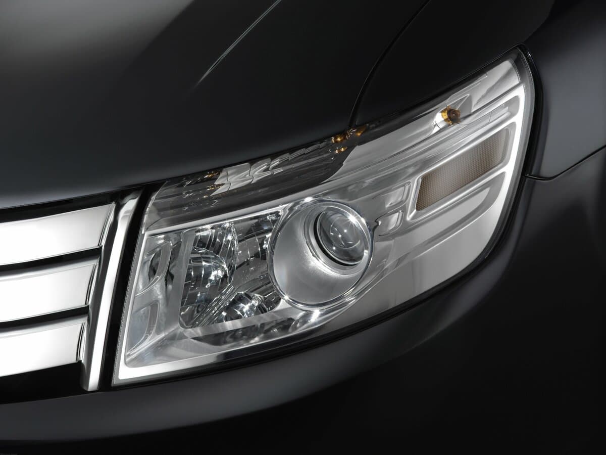 Ford Taurus V — Fara