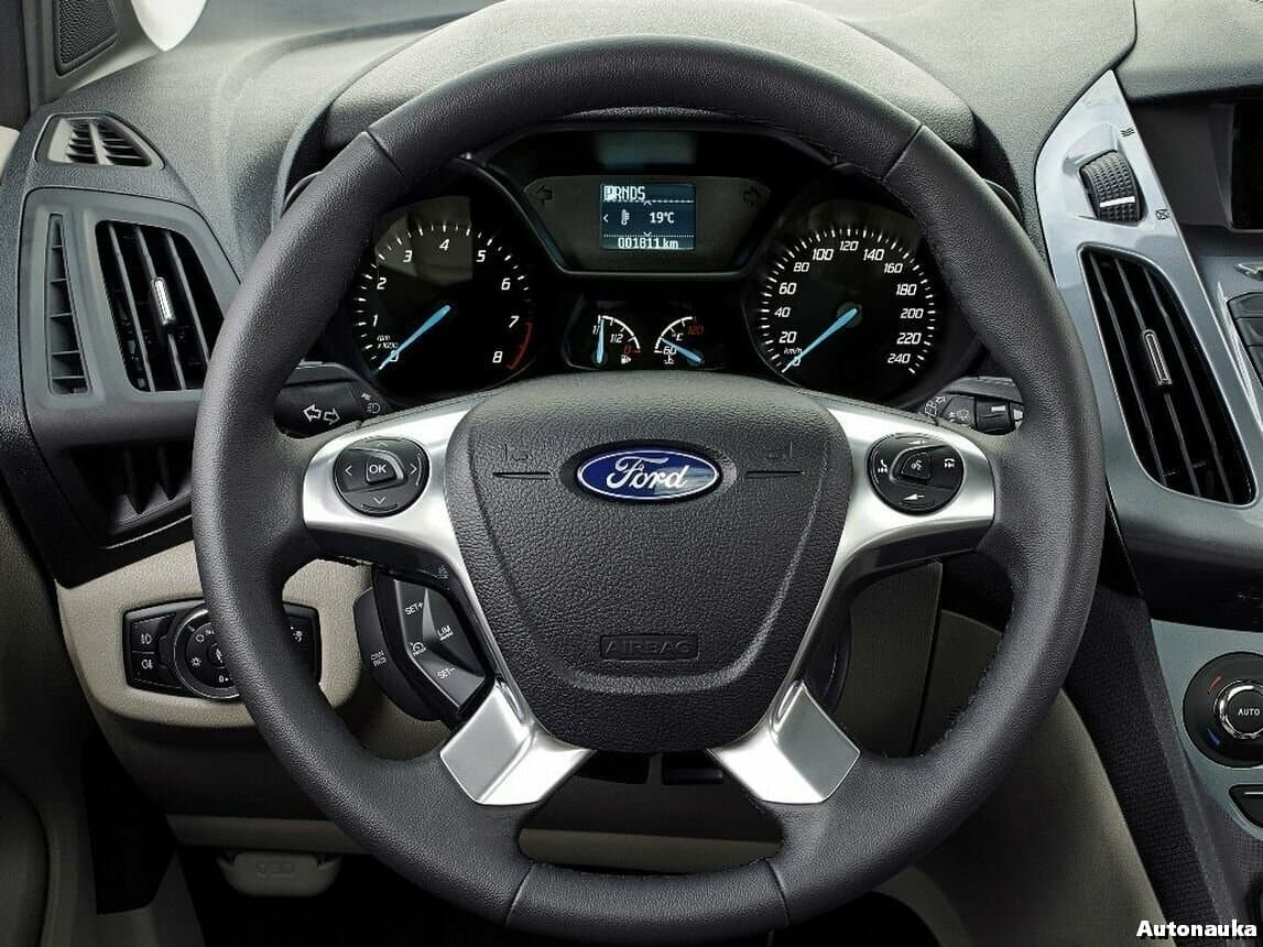 Ford Tourneo Connect II — Sükan