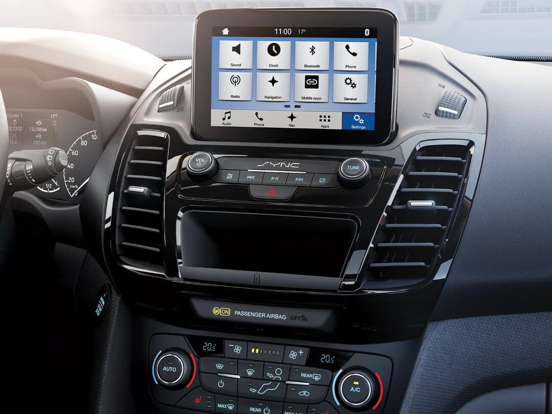 Ford Tourneo Connect II Restayling — Salon, öndən