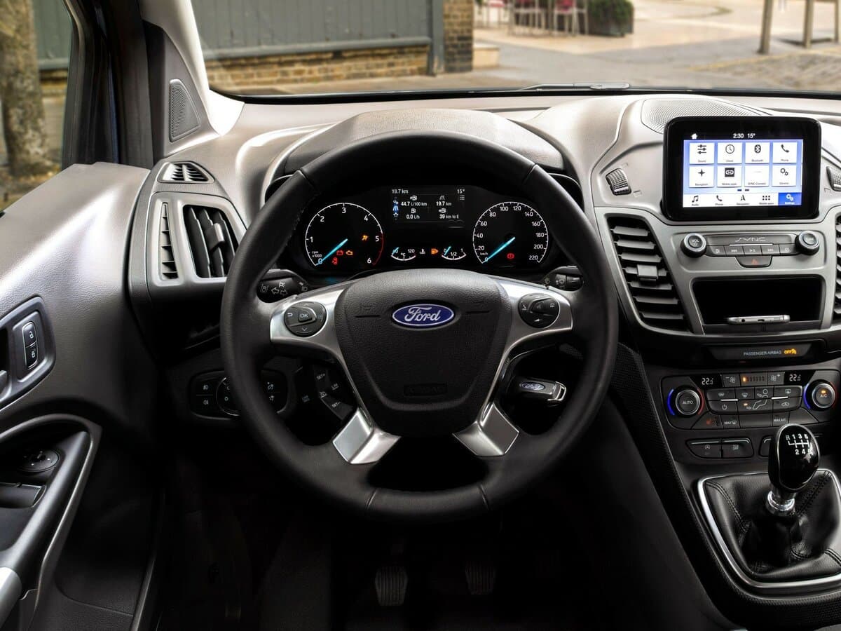 Ford Tourneo Connect II Restayling — Sükan