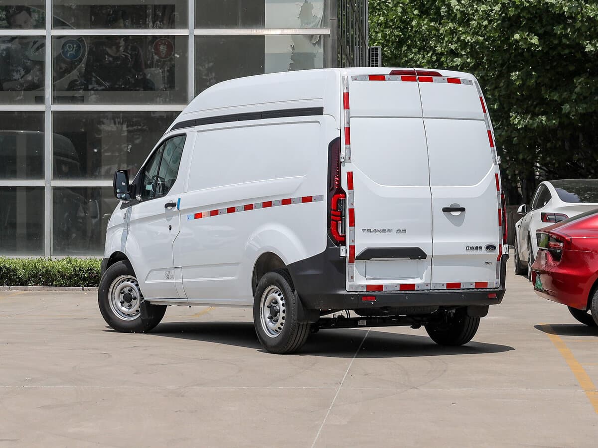 Ford Transit Custom I (China Market) — 3/4 arxadan
