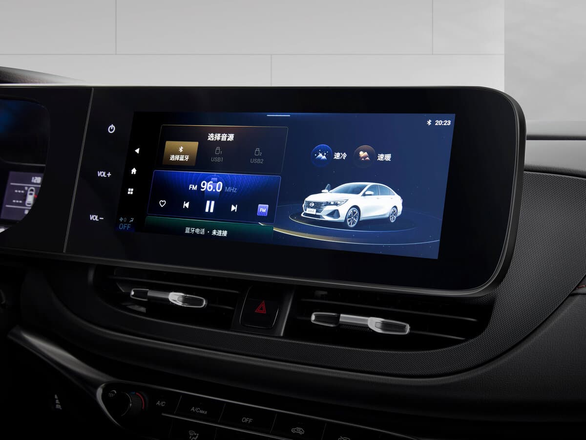 GAC Trumpchi GA4 Plus 2021 – 2022 — Salon, öndən