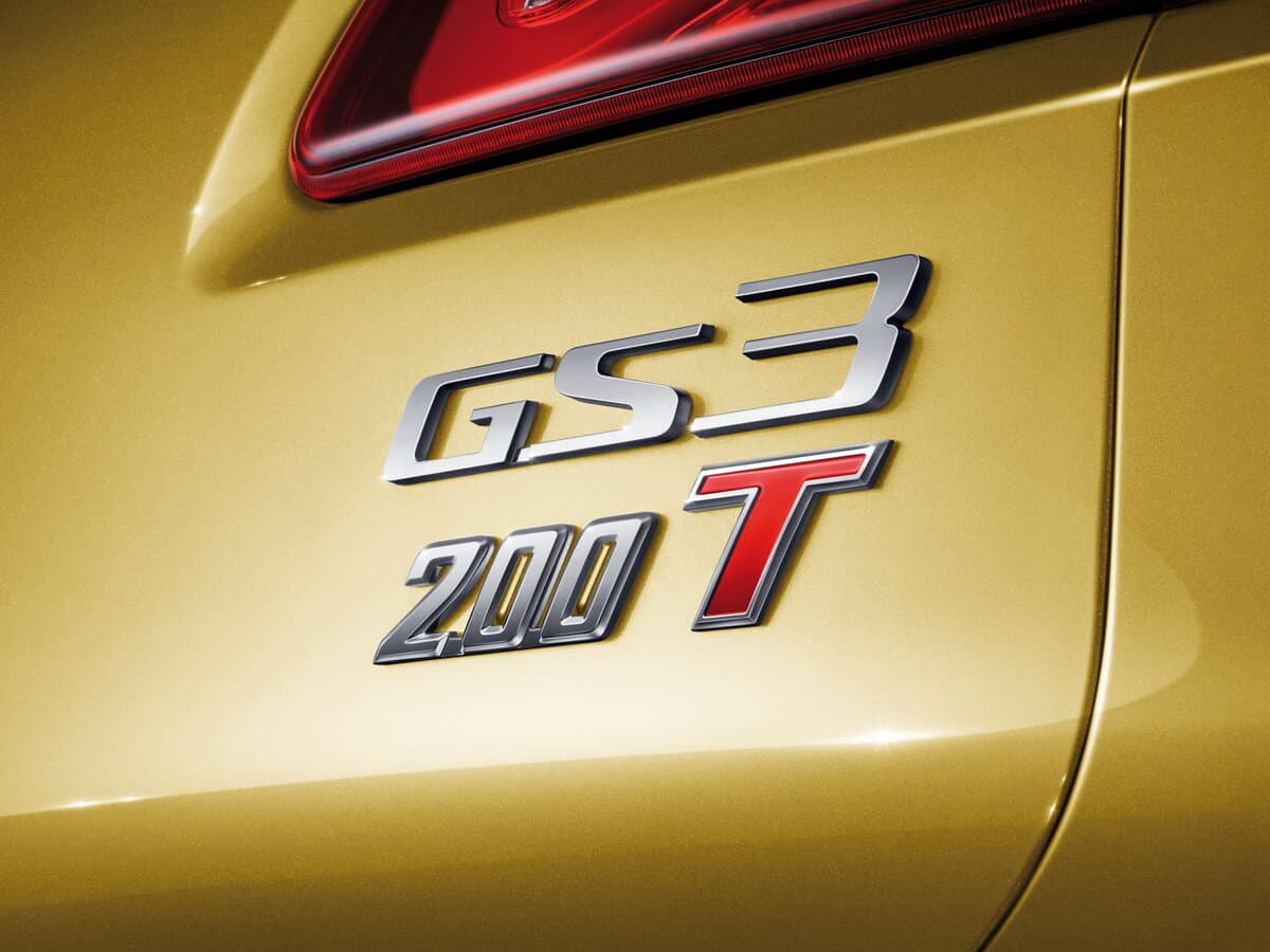 GAC Trumpchi GS3 I — Salon, arxadan