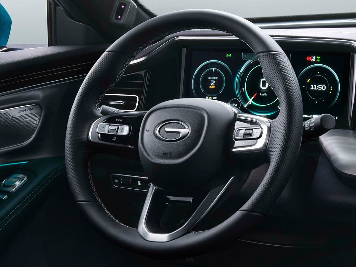 GAC Trumpchi GS8 II — Sükan