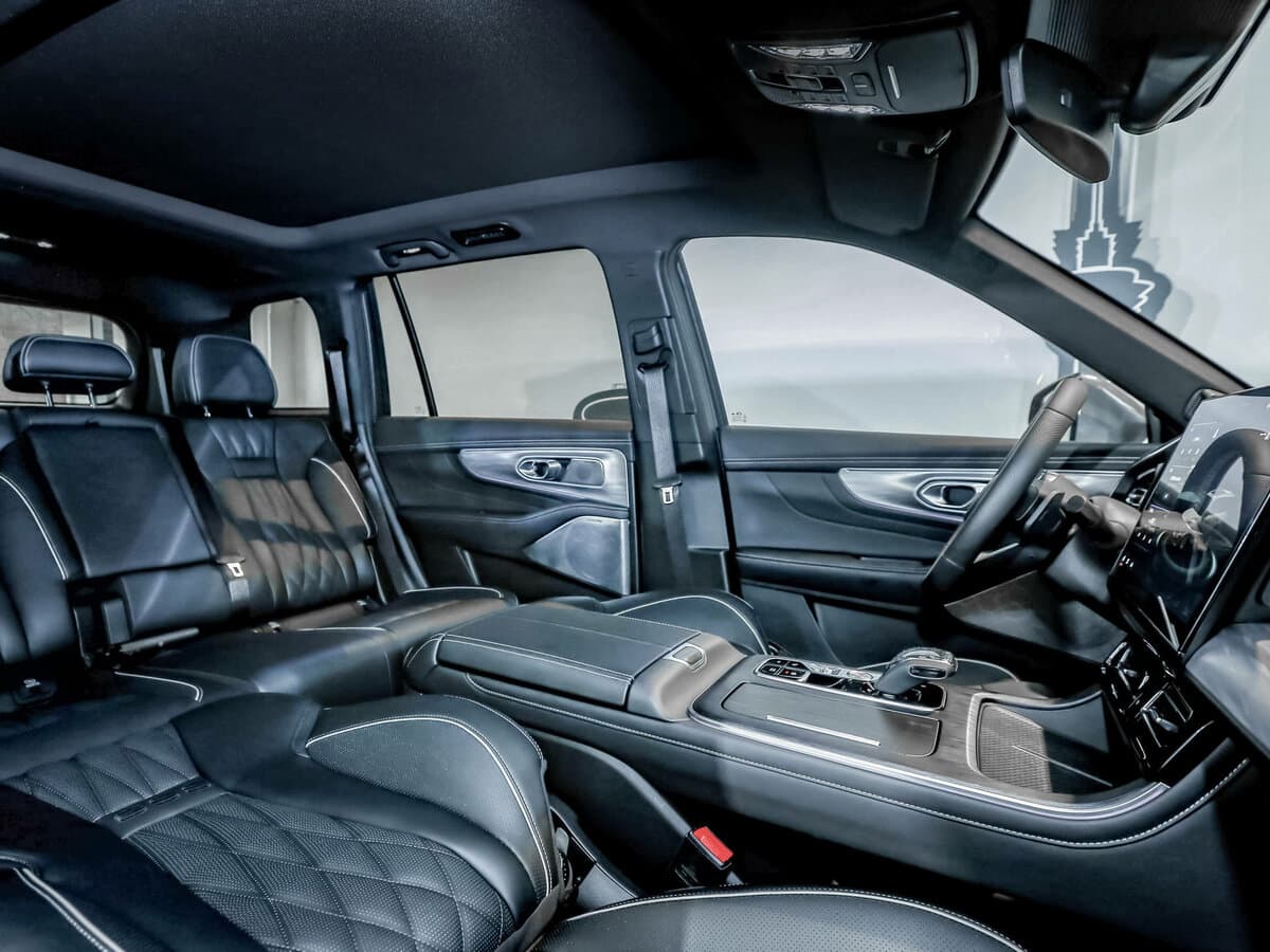 GAC Trumpchi GS8 II — Salon, öndən