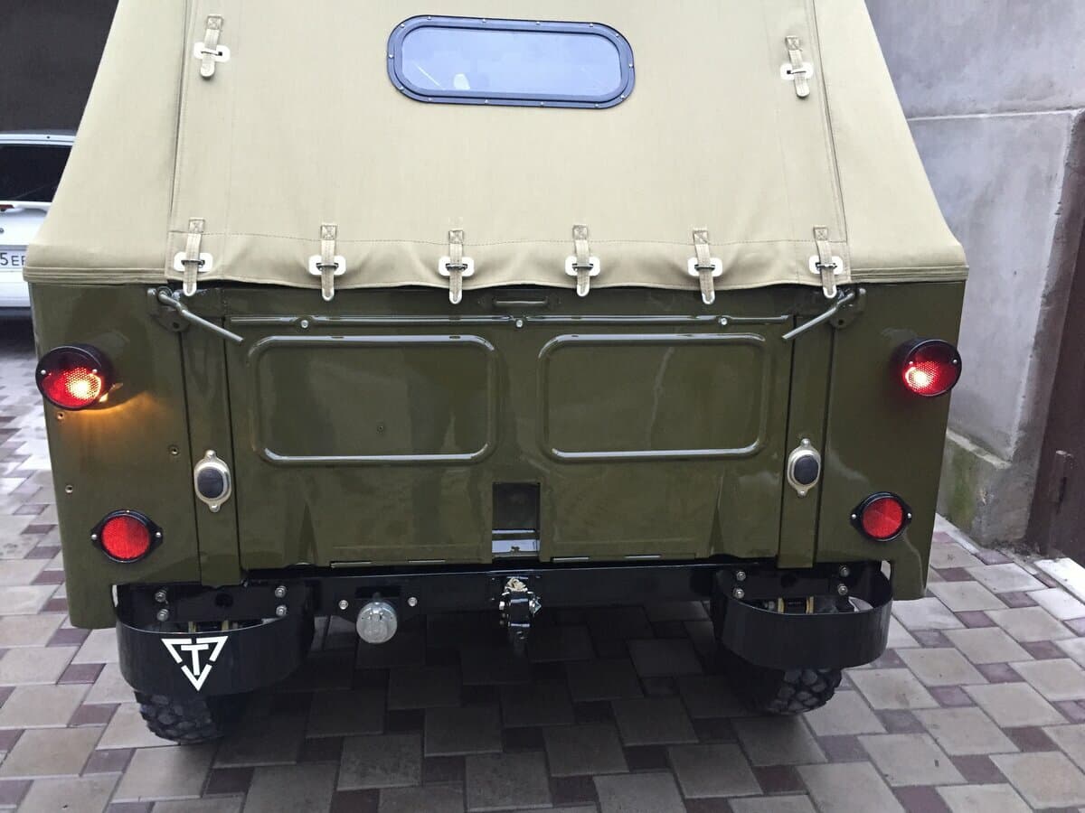 Qaz 69 1953 – 1972 — Arxadan