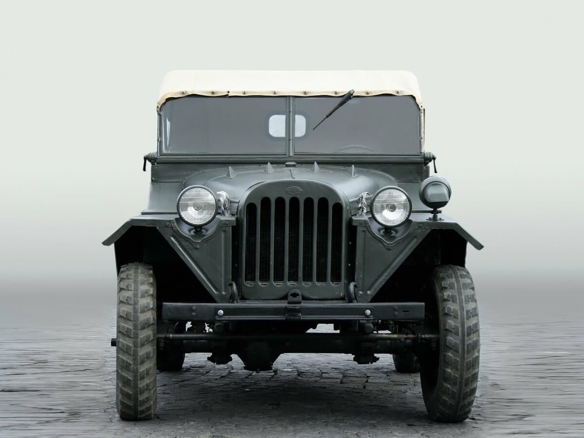 Qaz Qaz 67 1943 – 1953 — Öndən