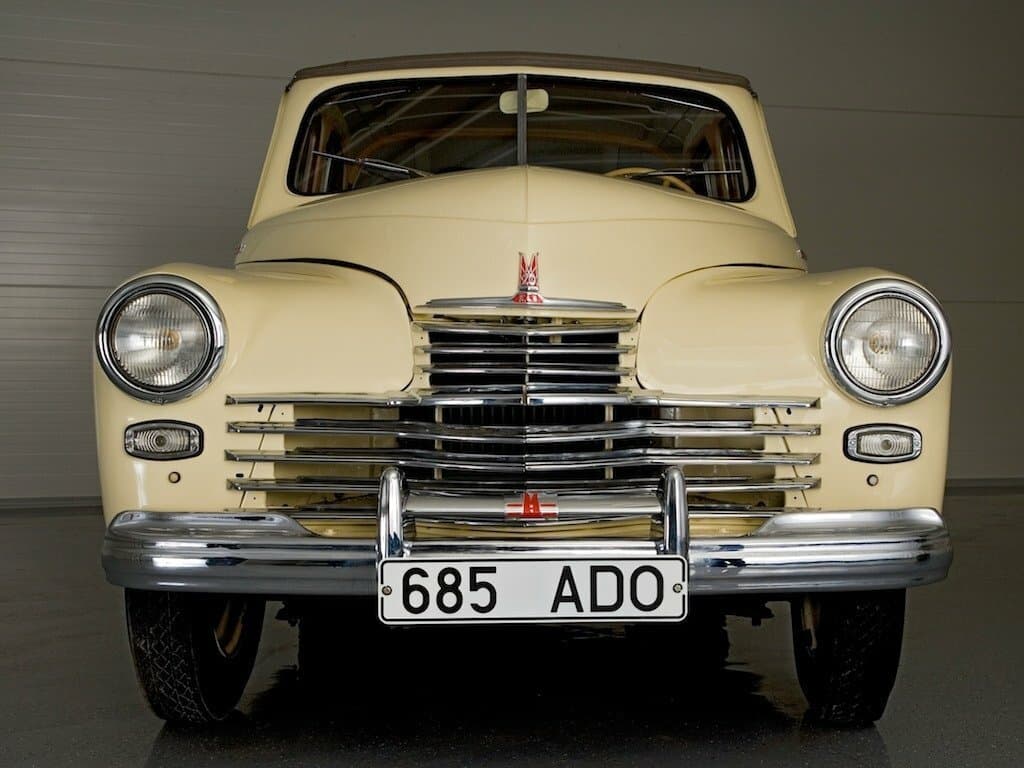 Qaz M-20 «Pobeda» 1946 – 1958 — Öndən
