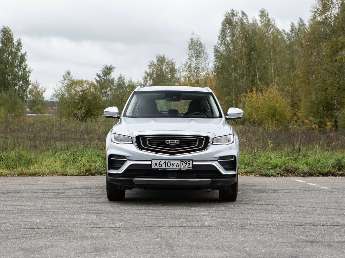 Geely Atlas Pro 2019 – 2025 — Öndən