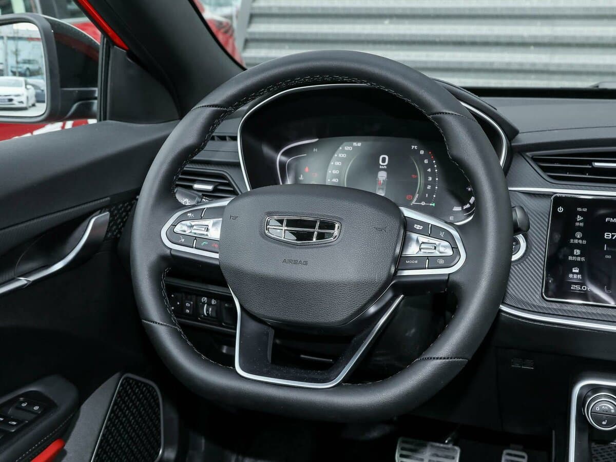 Geely Binrui I Restayling — Sükan