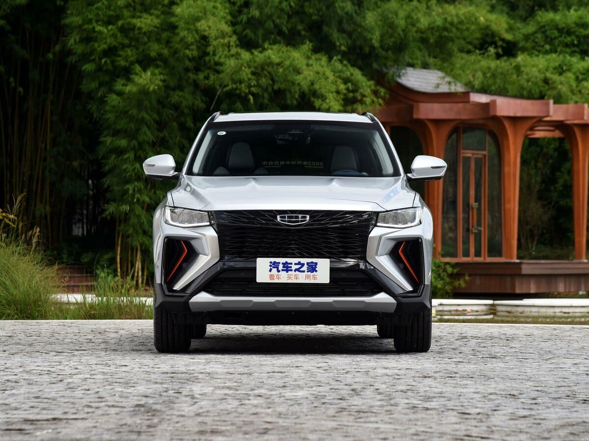Geely Boyue I Restayling — Öndən