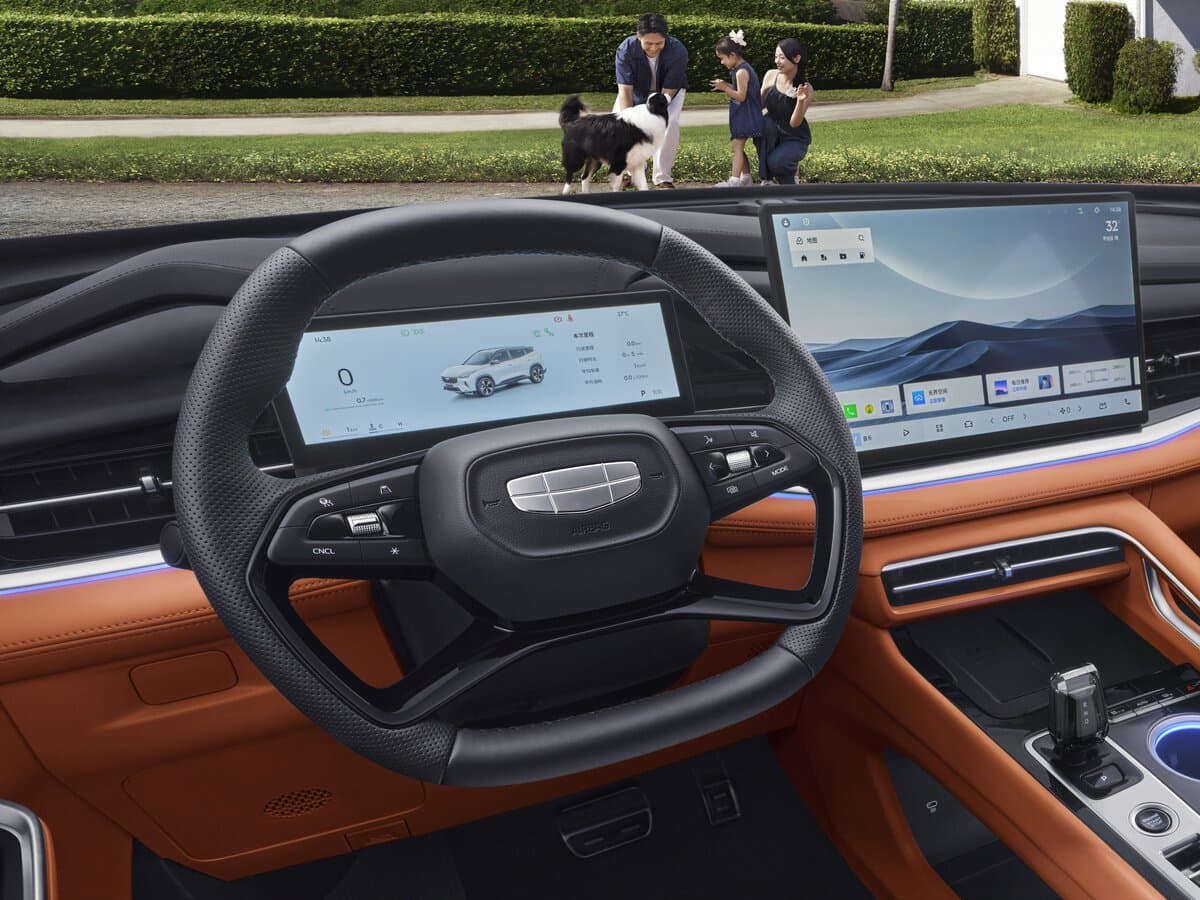 Geely Boyue II Restayling — Sükan