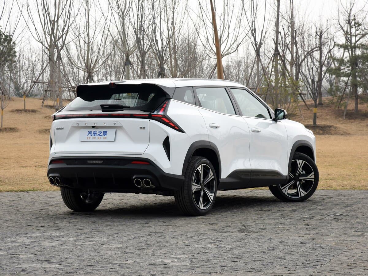 Geely Boyue Cool 2023 – 2025 — 3/4 arxadan