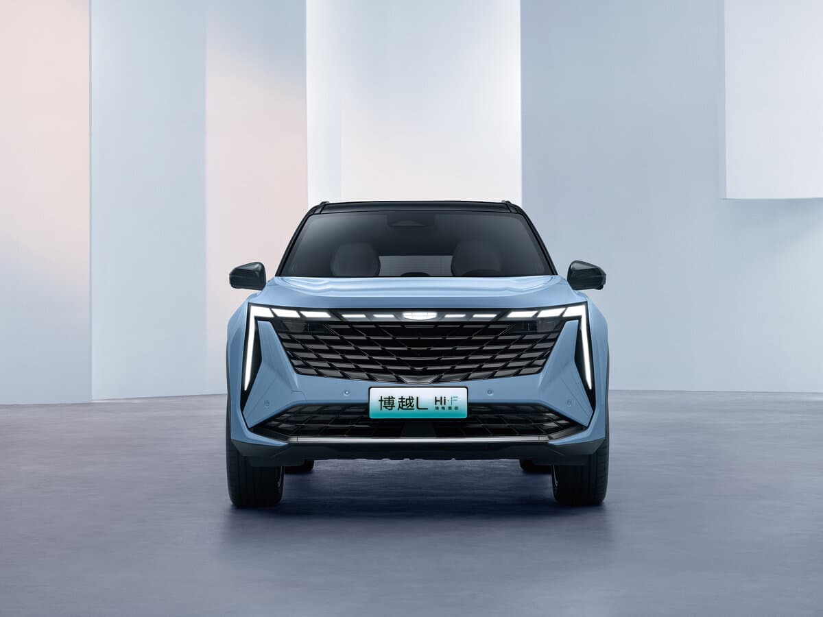 Geely Boyue L I — Öndən