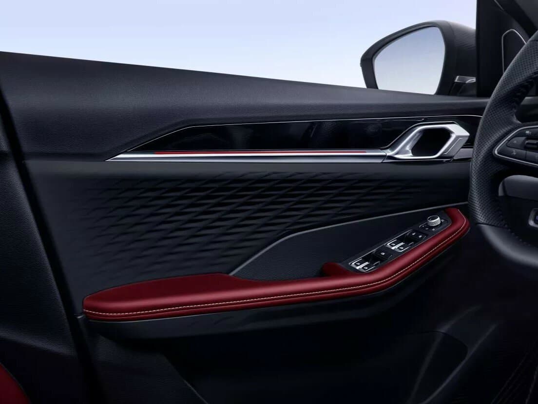 Geely Coolray I Restayling — Qapı