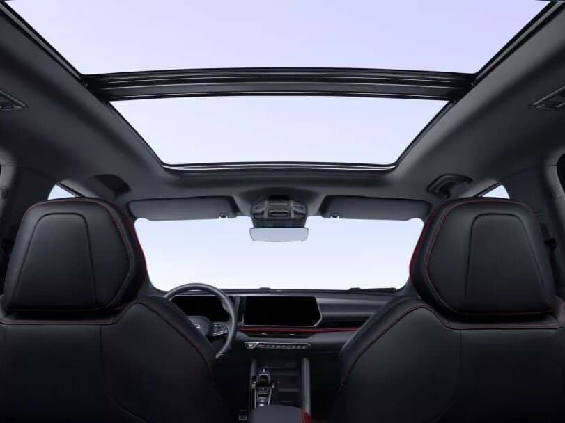 Geely Coolray I Restayling — Salon, öndən