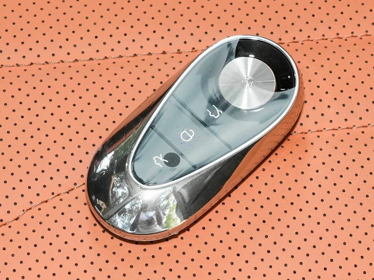 Geely Galaxy E5 I Restayling — Salon, arxadan