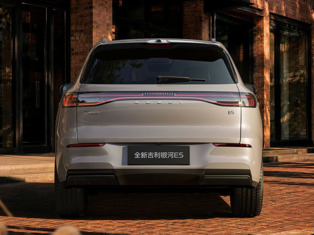 Geely Galaxy E5 I Restayling — Arxadan
