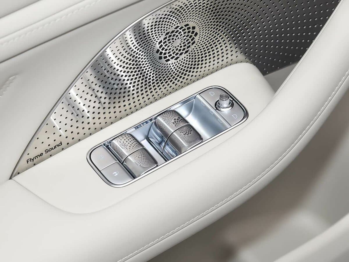 Geely Galaxy TT 2026 – indiyədək — Qapı