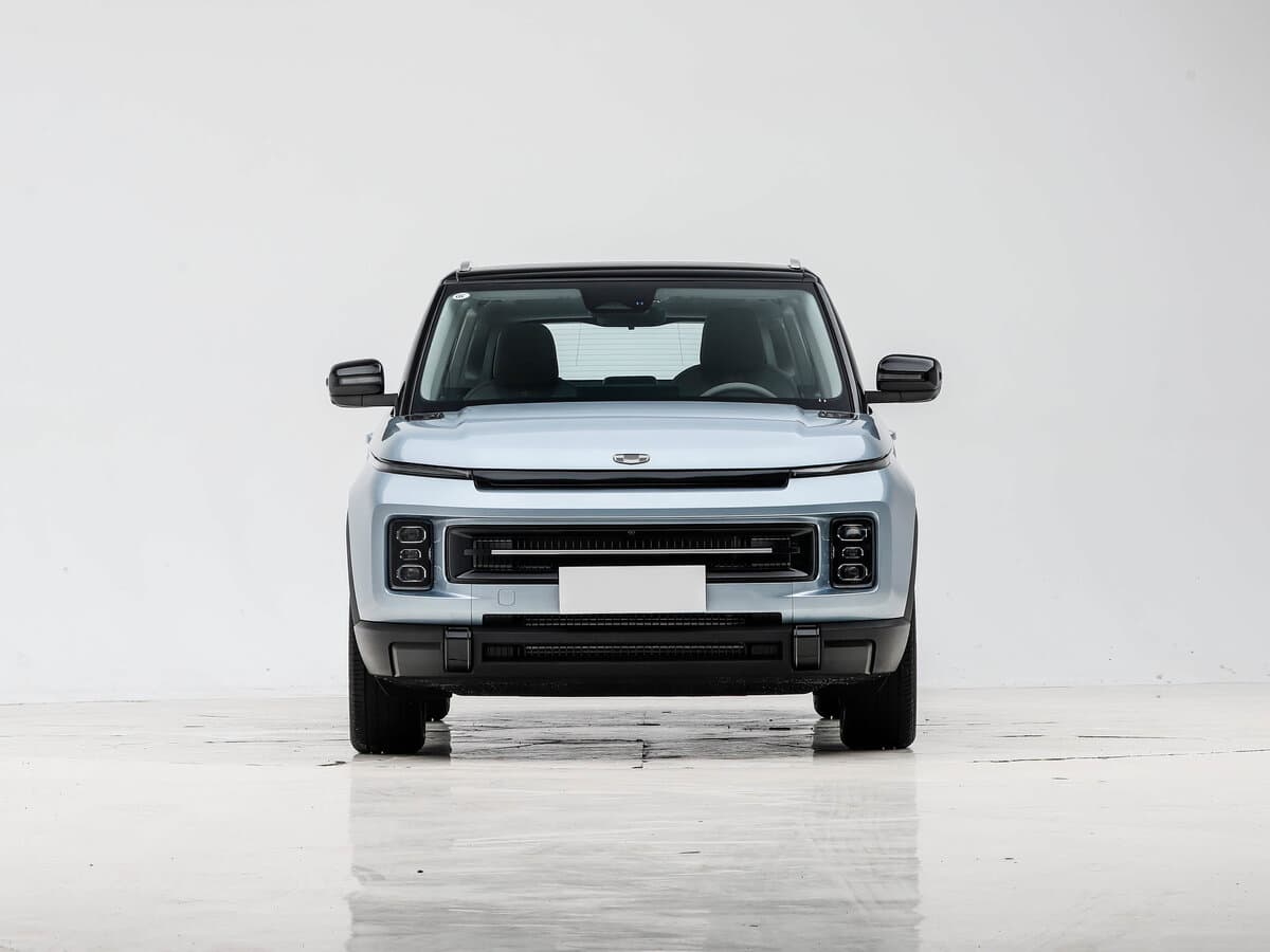 Geely Icon I Restayling 2 — öndən görünüş