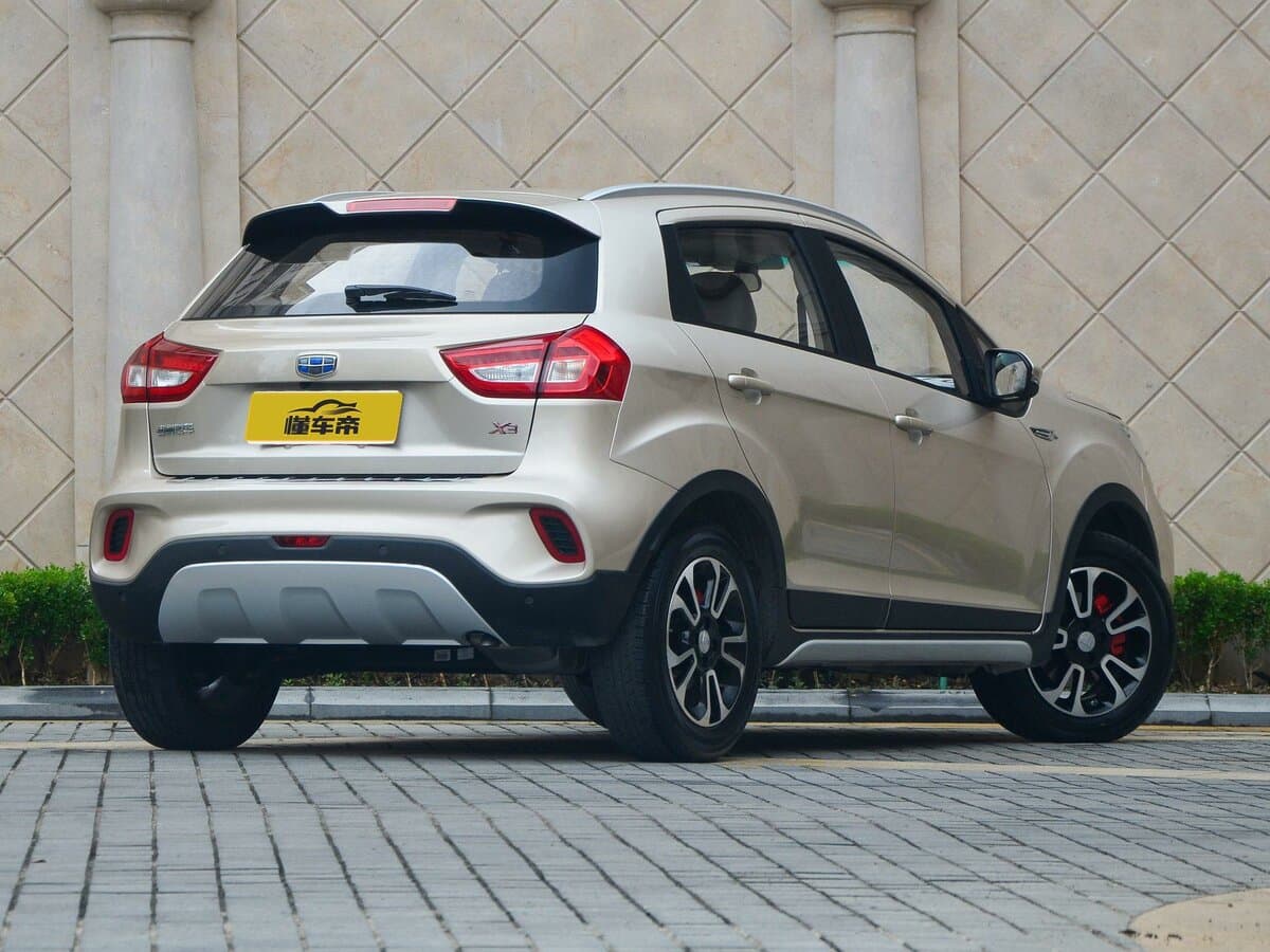 Geely Vision X3 I — 3/4 arxadan
