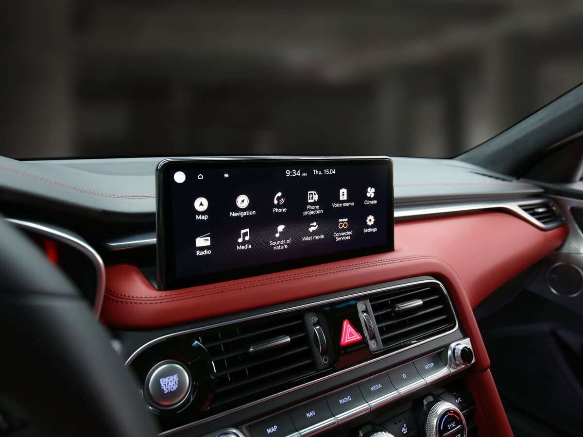 Genesis G70 I Restayling — Salon, öndən