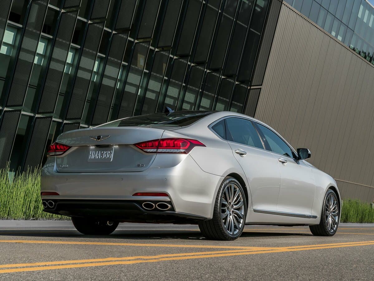 Genesis G80 I — 3/4 arxadan