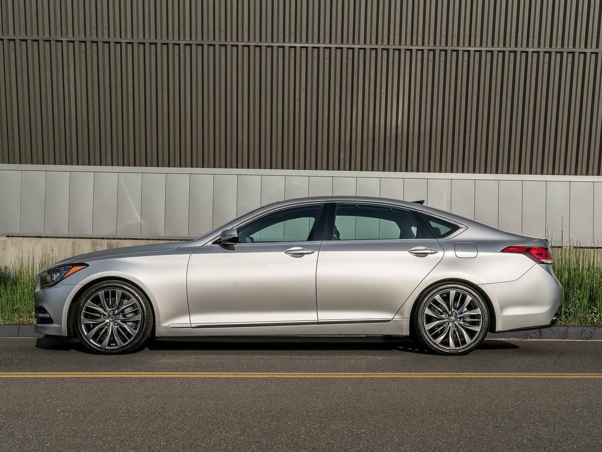 Genesis G80 I — Yandan