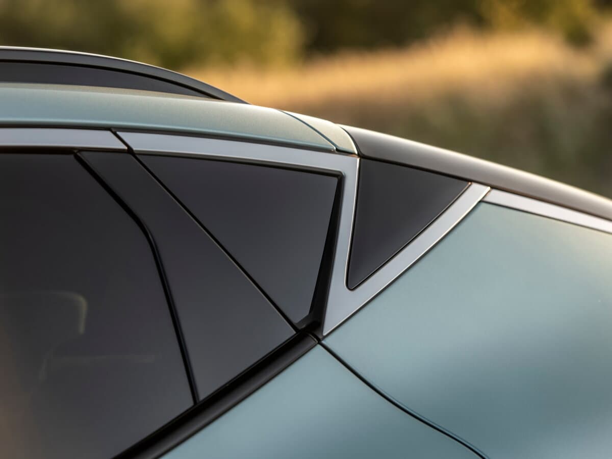 Genesis GV60 I — Salon, öndən