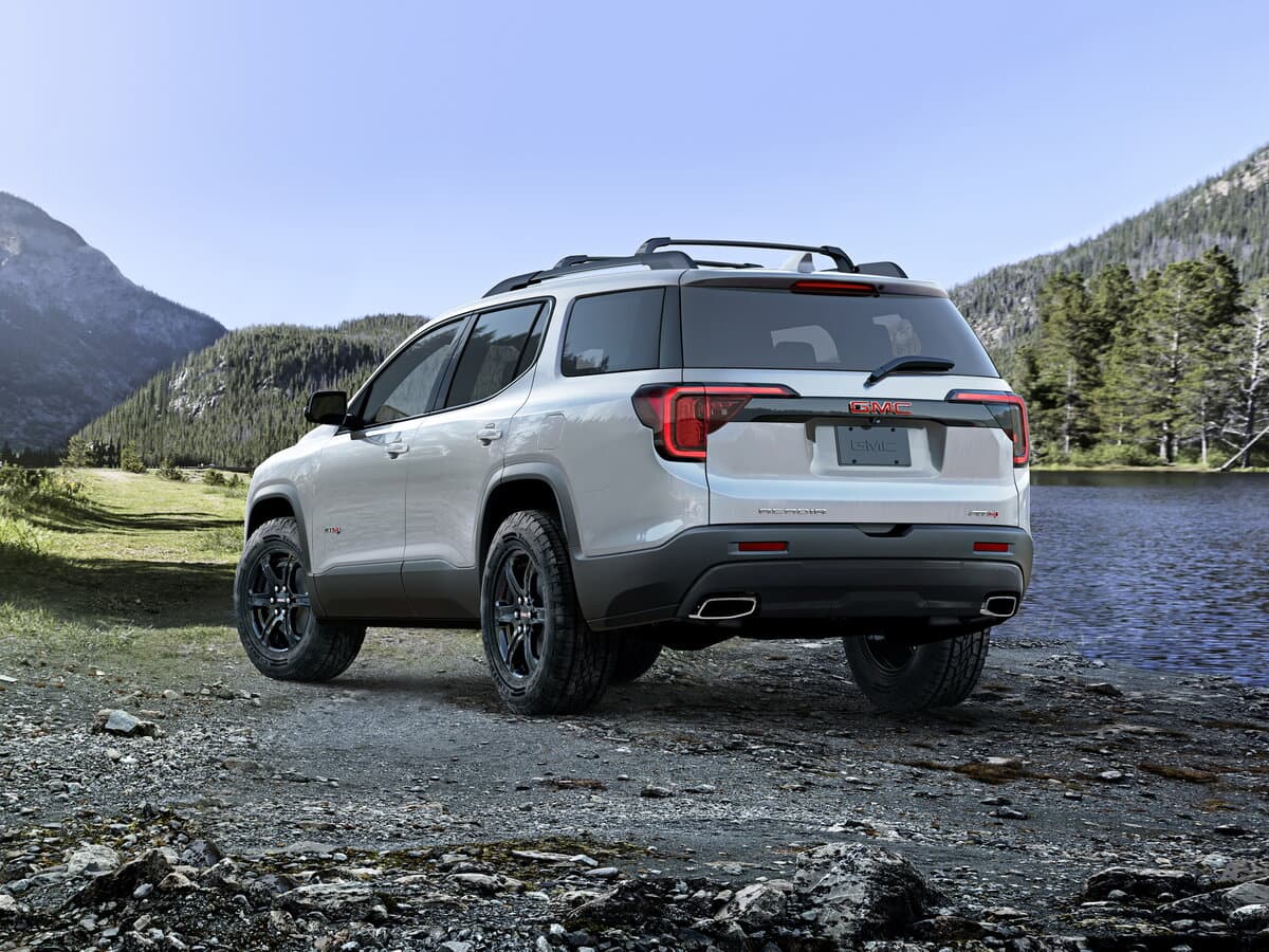 GMC Acadia II Restayling — 3/4 arxadan