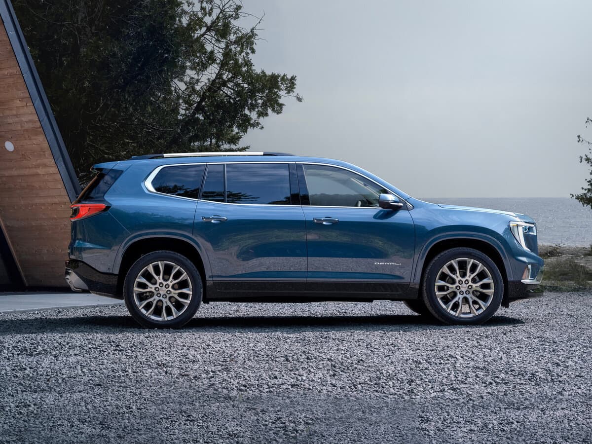 GMC Acadia III — Yandan