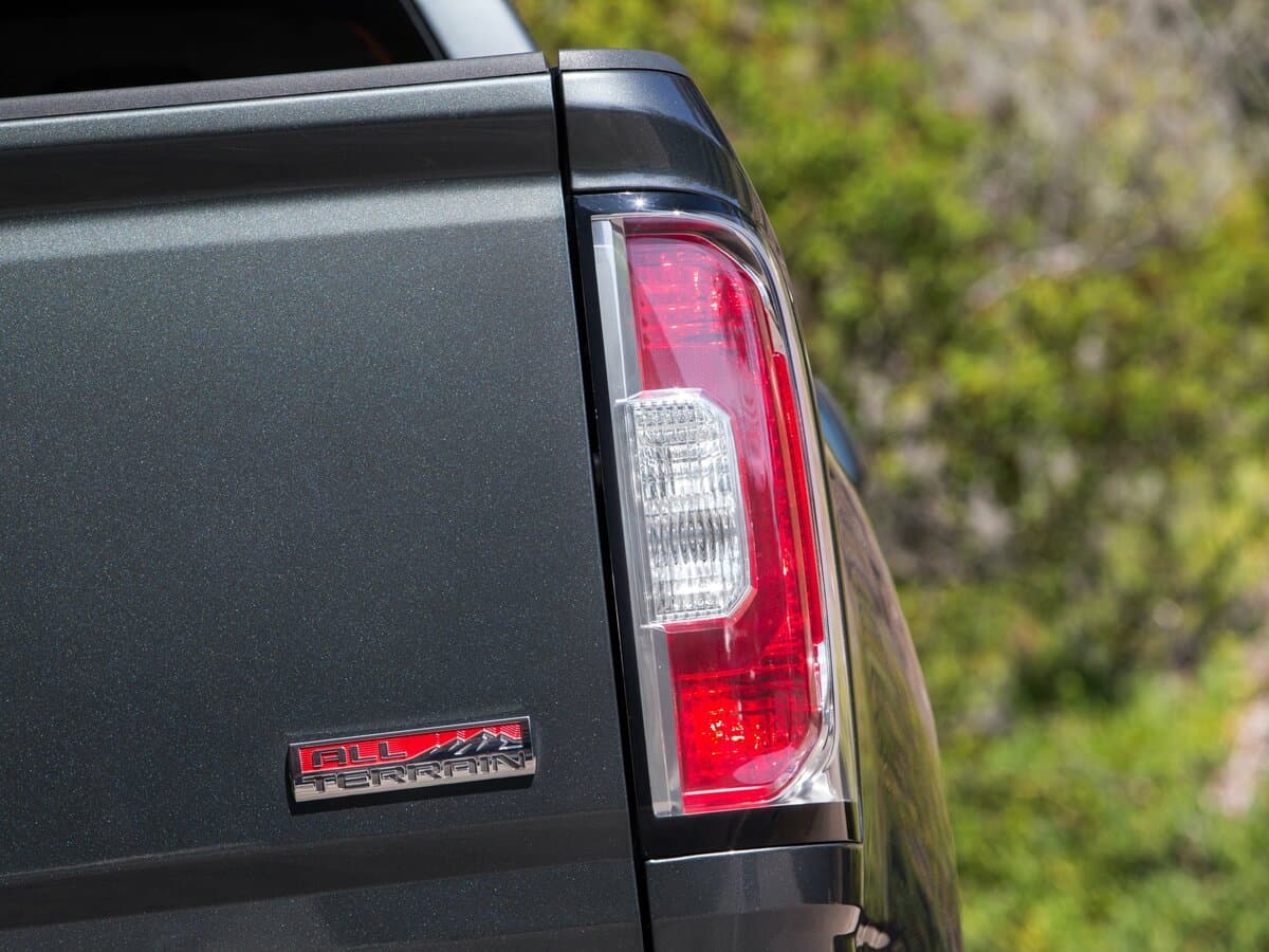 GMC Canyon II — Detal