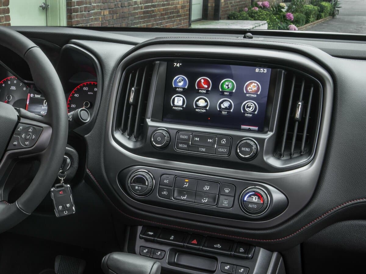 GMC Canyon II — Salon, arxadan