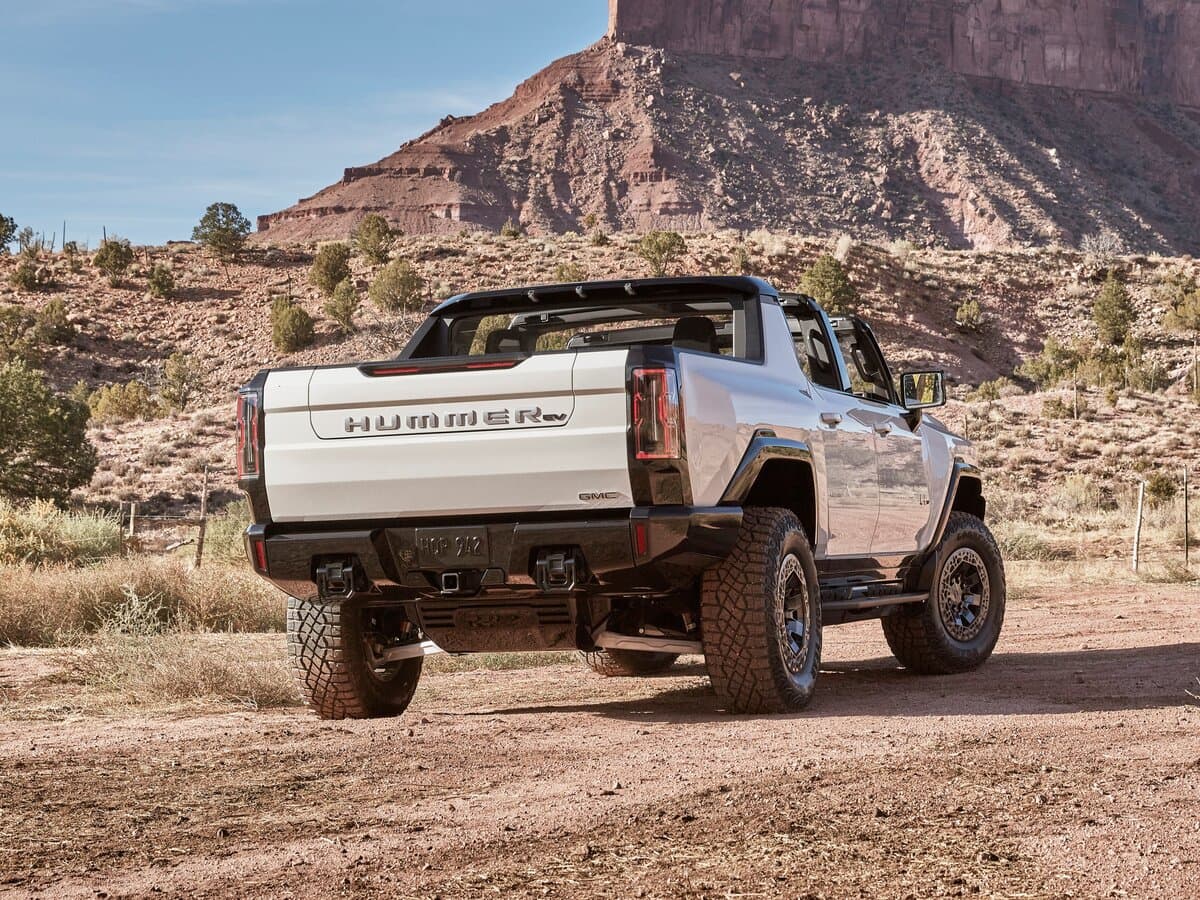 GMC Hummer EV 2021 – indiyədək — Arxadan