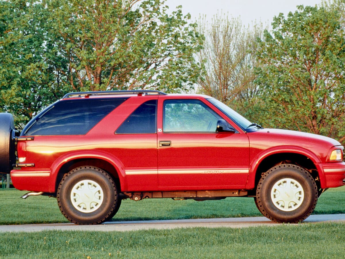 GMC Jimmy I — Yandan